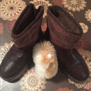 Size  7 1/2 Brown Ankle Boots